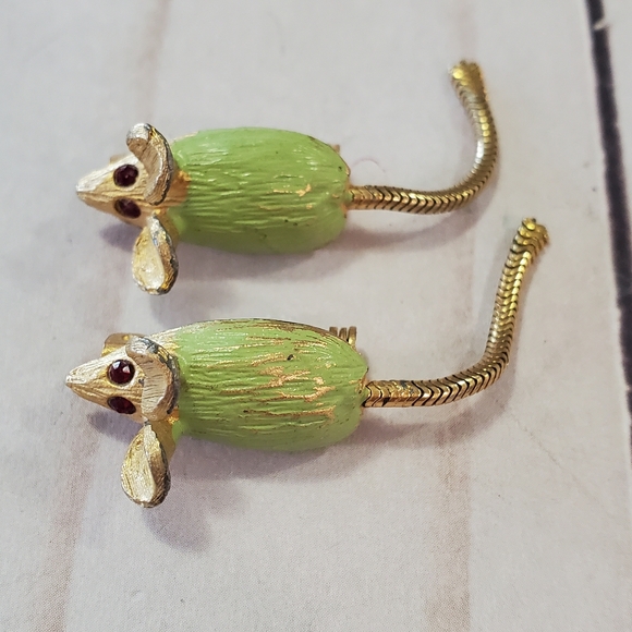 Adorable Vintage Mice Brooch Set - Picture 8 of 10